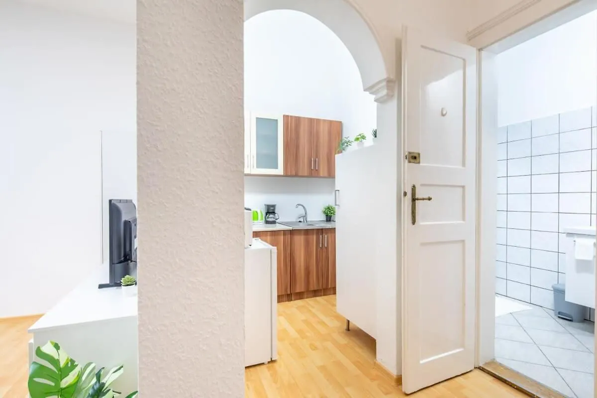 Apartment Very Central Convenient Flat Budapest