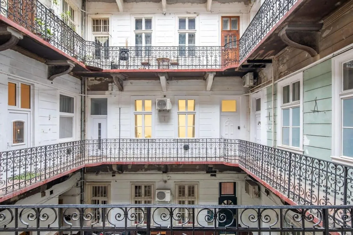 Very Central Convenient Flat Budapest 0*,  Hungary